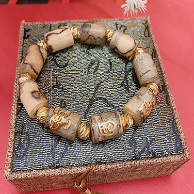 Vòng tay trầm cho Nam